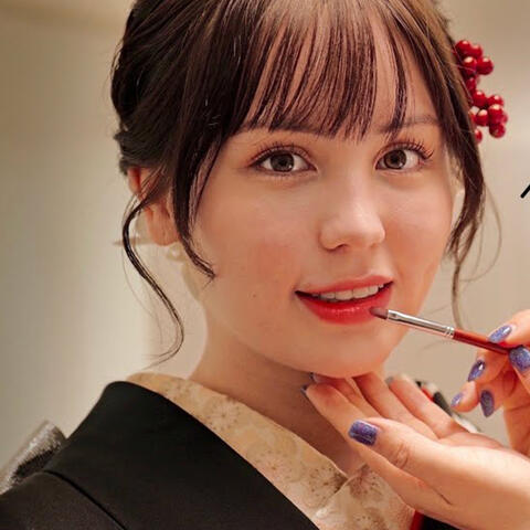 ASMR MUA Gives Me A Japanese Bridal Makeover (Layered sounds)