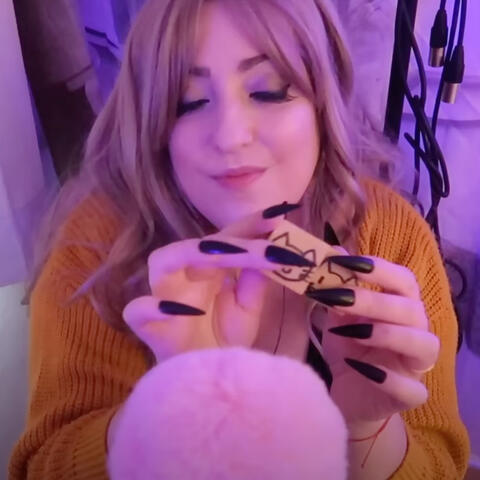 ASMR Cosquilloso Cerca Del Micro Para DORMIR (Cubitos,Luz,Susurros)