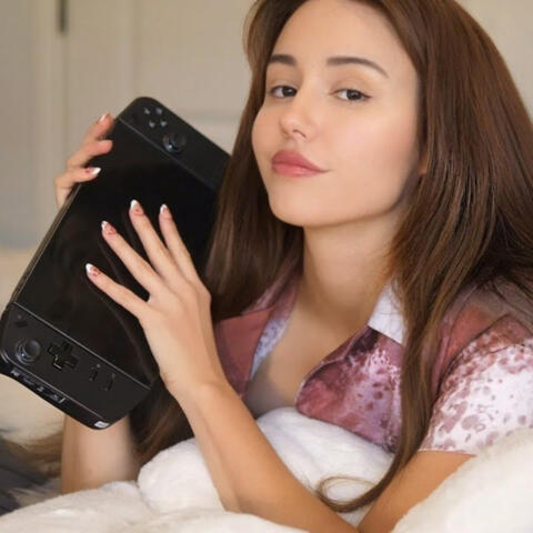 ASMR Playing Horror Games on My Handheld until I Fall Asleep