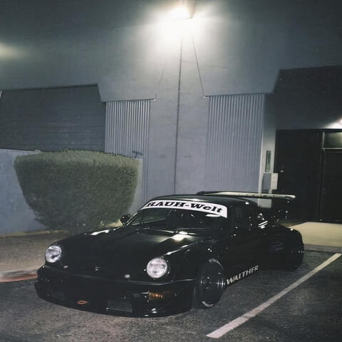 Falø in Porsche 2.0