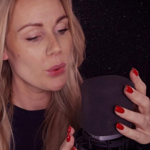 ASMR MIC BLOW Deep Ear Attention Isabel Imagination