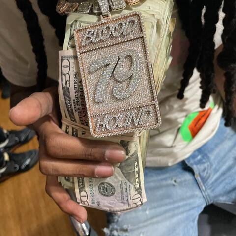 Niggas Green (feat. J Boogie)