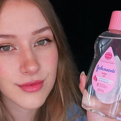 Hand Movements & Oil Application