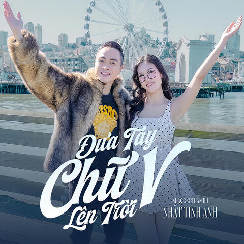 Đưa Tay Chữ V Lên Trời
