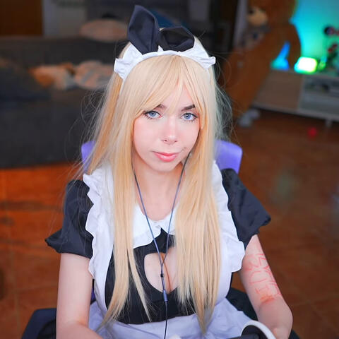Relax With Your Lovely Maid
