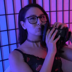 ASMR Kissing & Scratching Pt.4