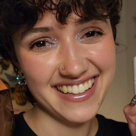 ASMR...but it's a video i'd watch (perfume shop rp, tingly tapping, personal attention)