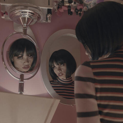 (i like to be) lonely