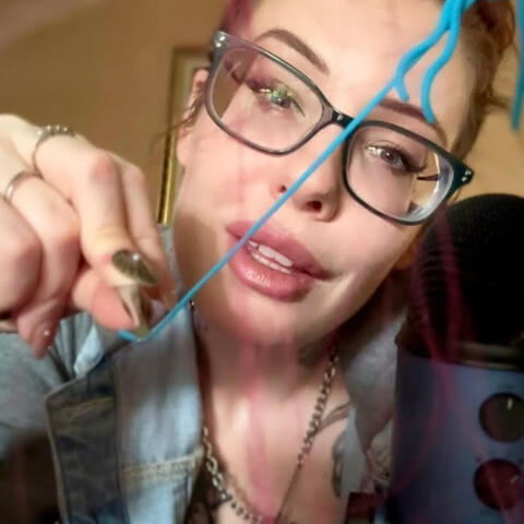 ASMR There's Something’s In Your Hair (Let Me Get It)