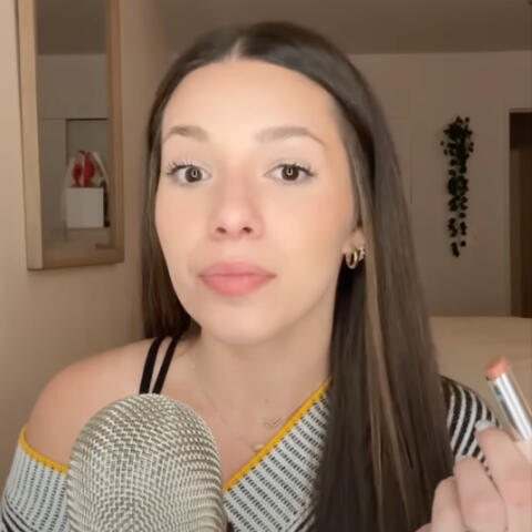 ASMR - New Lip Combo?