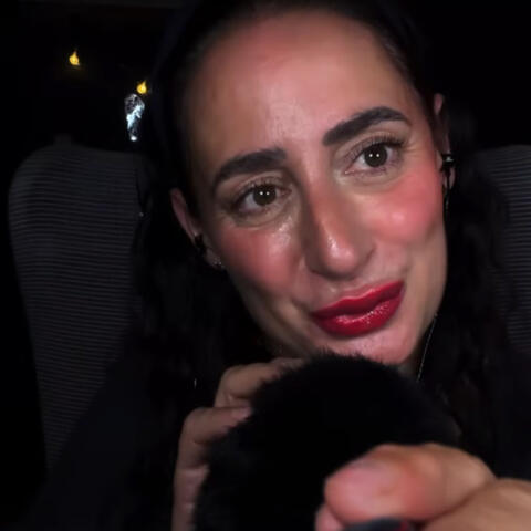 ASMR - Besitos Y Mouth Sounds