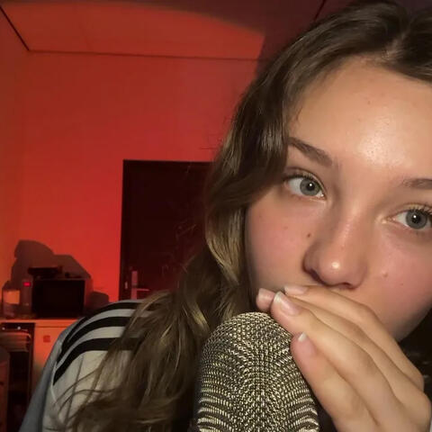 ASMR | The BEST Clicky Trigger Words! (clicky whispers galore!)