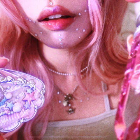 ASMR RP - Mermaid does your makeup