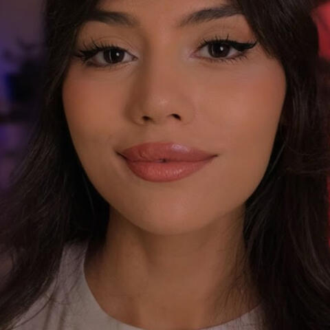 ASMR - Cilt Bakımı Yaparken Sohbet Ediyoruz