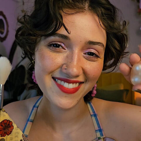 ASMR Comforting Affirmations in English & Spanish