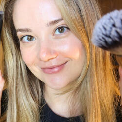 Gentle Razor Glide & Clean Finish