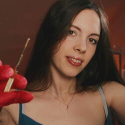 Ear To Ear Whispers & Crunchy Ear Rubs