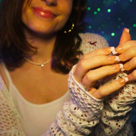 ASMR – Fast but Gentle Tapping and Scratching