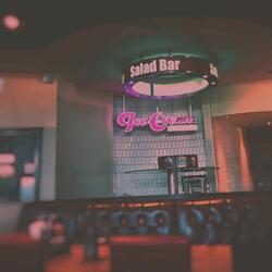 Deluxe Ambience for Gourmet Meals