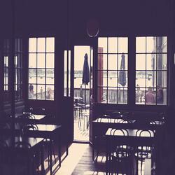 Elegant Moods for Gourmet Meals