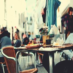 Dream Like Moods for Classy Restaurants