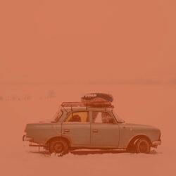 Sumptuous Backdrops for Daily Commutes