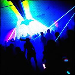 Hyperspeed Tempo  Keep on Dancing