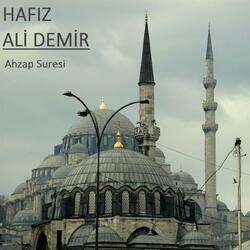 Ahzâb Suresi