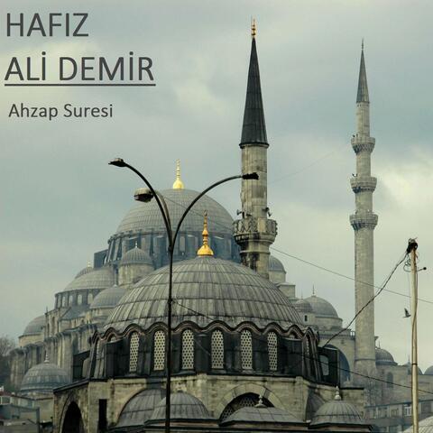 Ahzâb Suresi