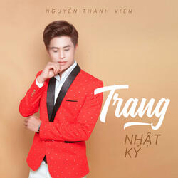 Vó Ngựa Trên Đồi Cỏ Non
