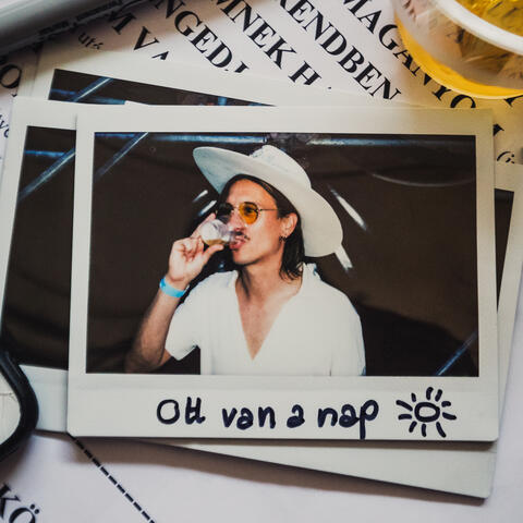 Ott van a nap
