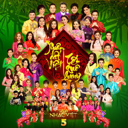 Phút Giao Thừa Lặng Lẽ