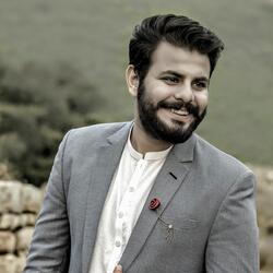 Husan Husan Latawoma