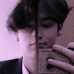 скурил пару сигарет