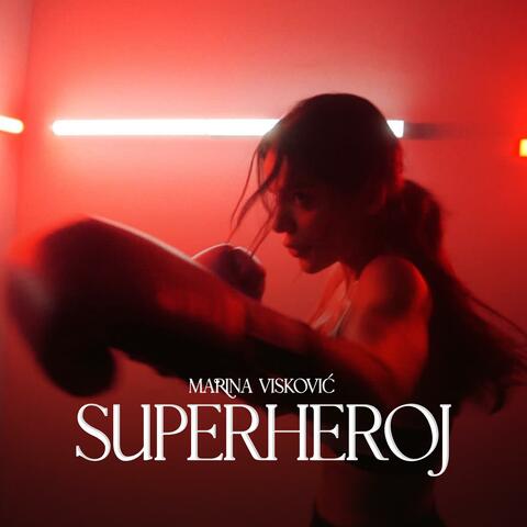 Superheroj