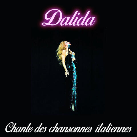 Dalida chante des chansons italiennes