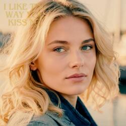 i Like The Way You Kiss Me