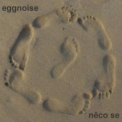 Něco Se