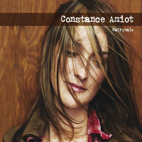 Constance Amiot