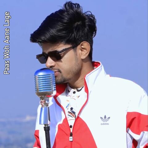 Paas Woh Aane Lage