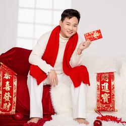 端起酒杯一口干
