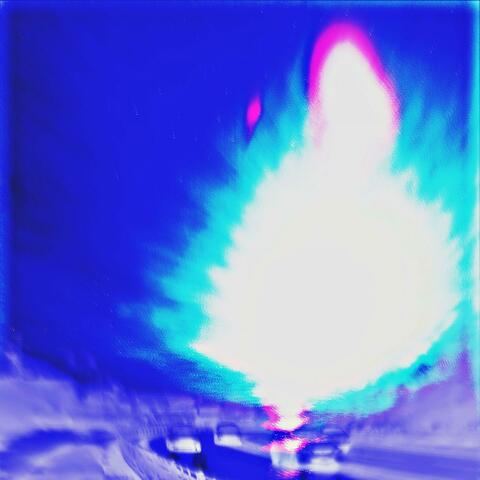 ТЫ СИЯЕШЬ ВО ТЬМЕ