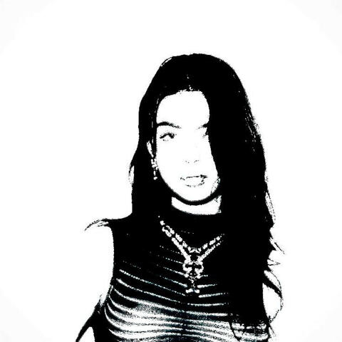 Deva Cassel
