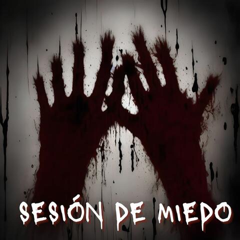 Sesión de Miedo: Escucha la Mejor Música para Halloween Aterrador
