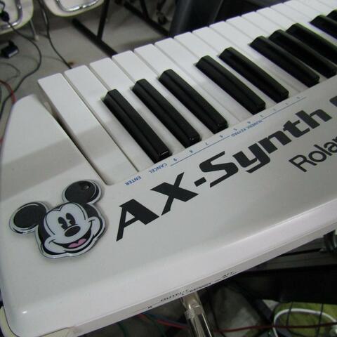 Party Crashers (feat. Nuno Russo)