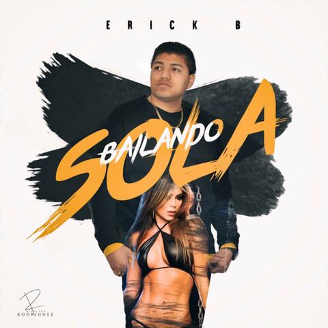 Bailando Sola