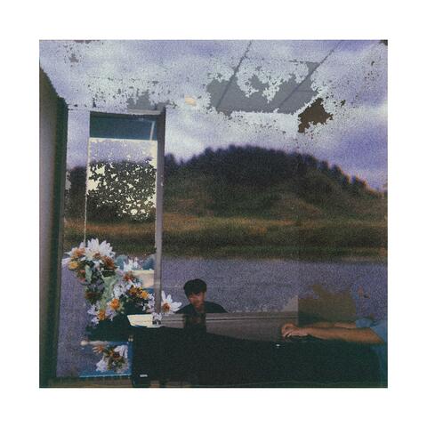 don't smile with your teeth