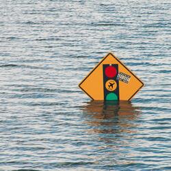 Flooded Up (feat. 3fly & Jneshia)