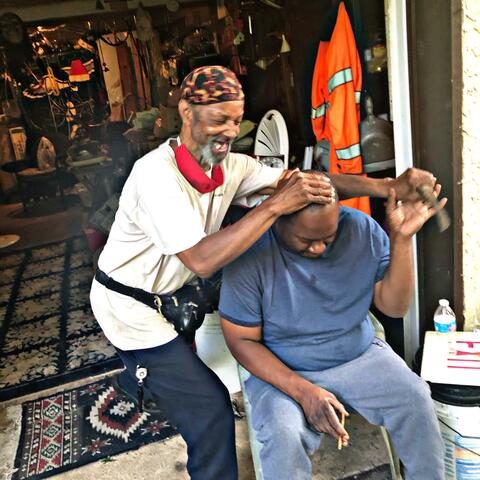 EataBaWaw (feat. Mr. Chesilhurst)