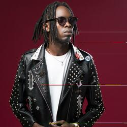 Moto (feat. Chris Wayne)